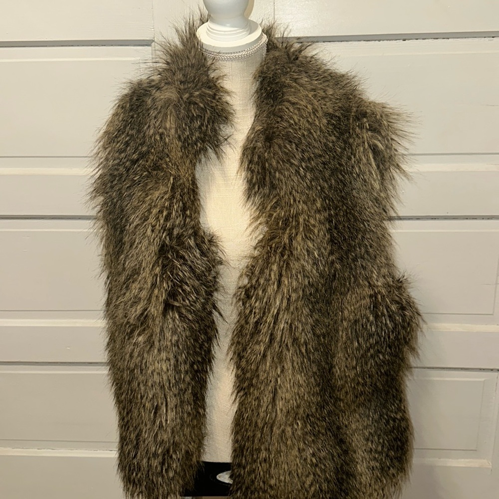 New With Part Of The Tag Size Xl Michael Kors - image 1